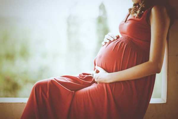 Женщина в третьем триместре беременности
